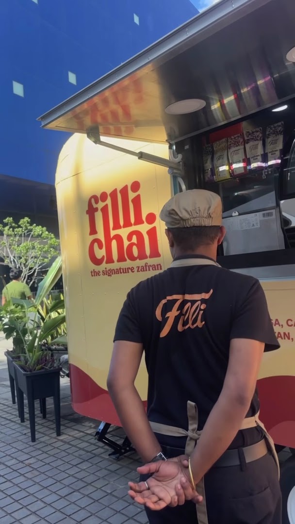 FiLLi: staff and branded kiosk
