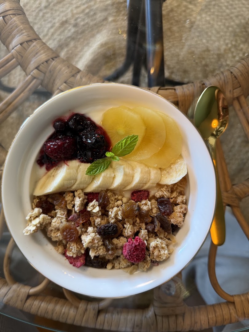 Café des Fleurs: appetizing, high-quality food photography