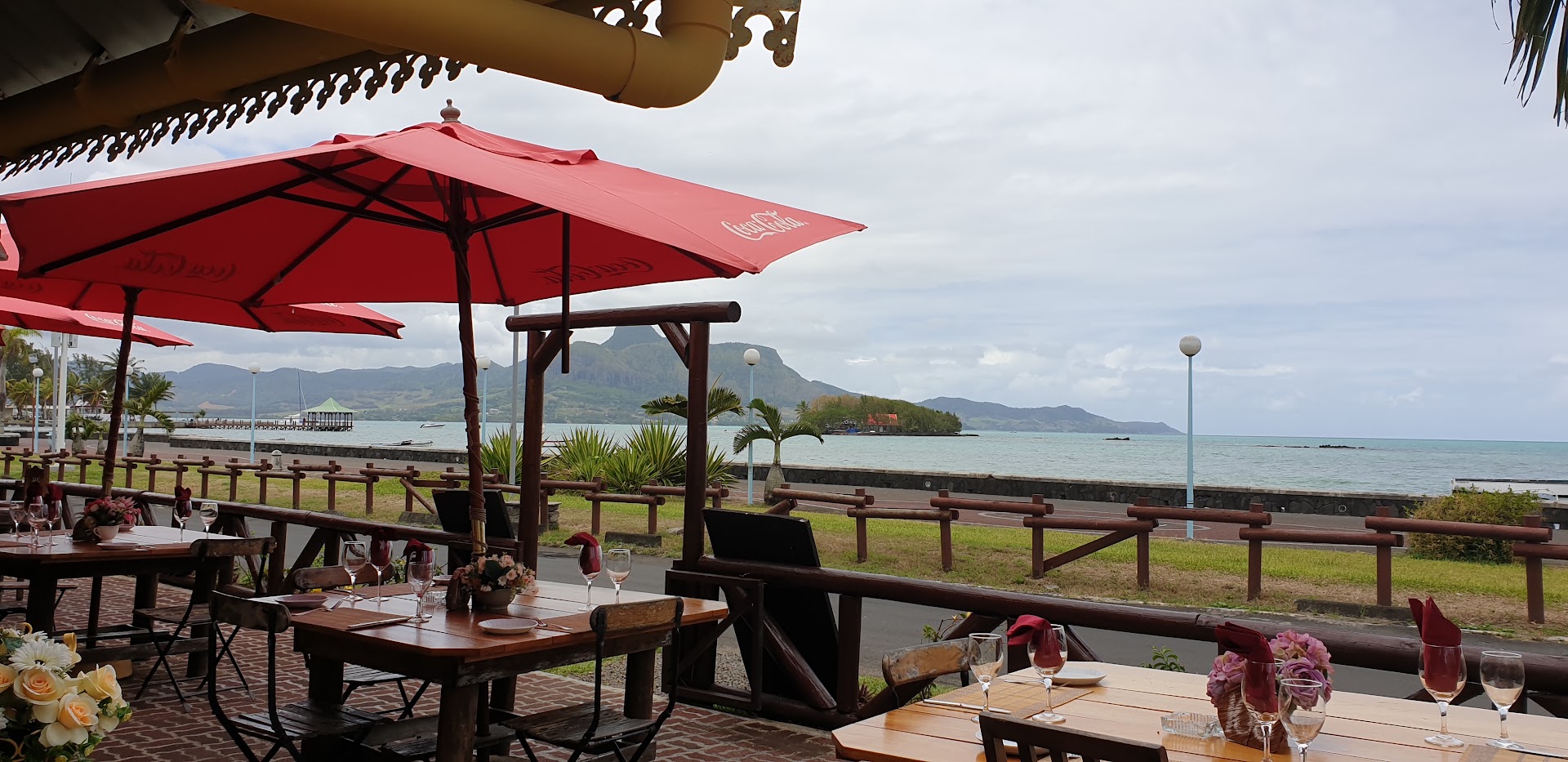 Les Copains d'Abord: attractive restaurant terrace with view