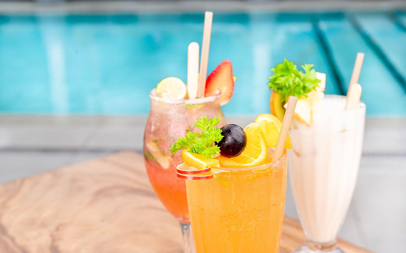 2Beach Club by 2Futures: appealing, professional cocktail photography