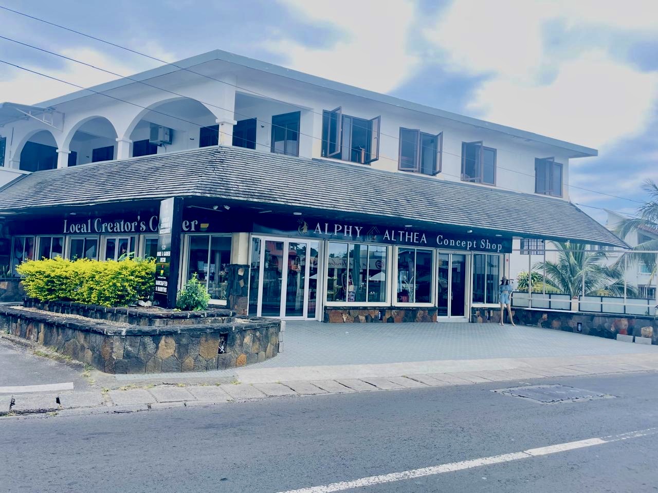 Alphy Althea Concept Shop: clear exterior shot of shop