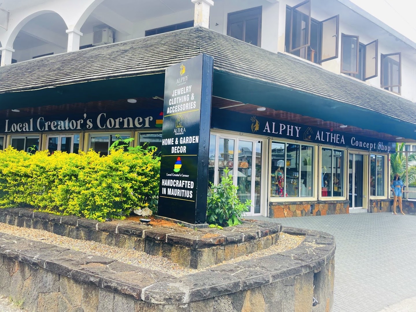 Alphy Althea Concept Shop: clear storefront photo showing shop