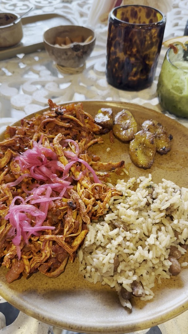 Autóctona: appetizing photo of restaurant dish
