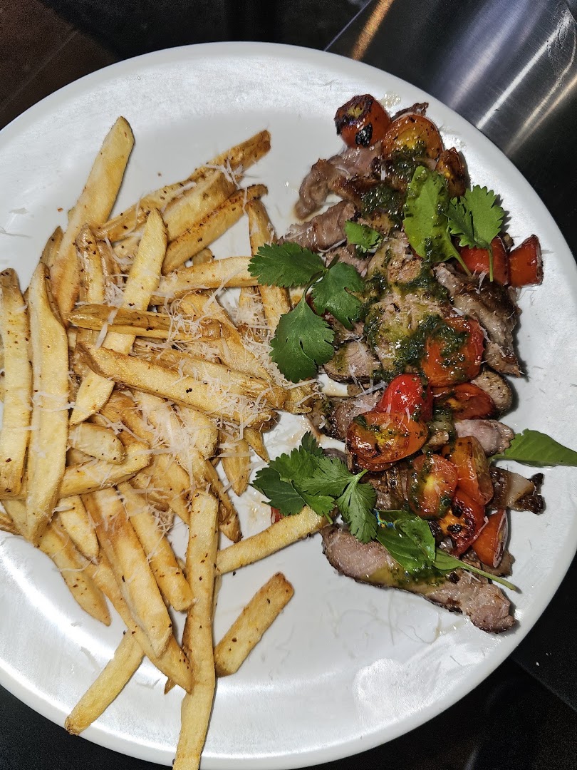 Blackboard Eatery: appetizing, high-quality food photography