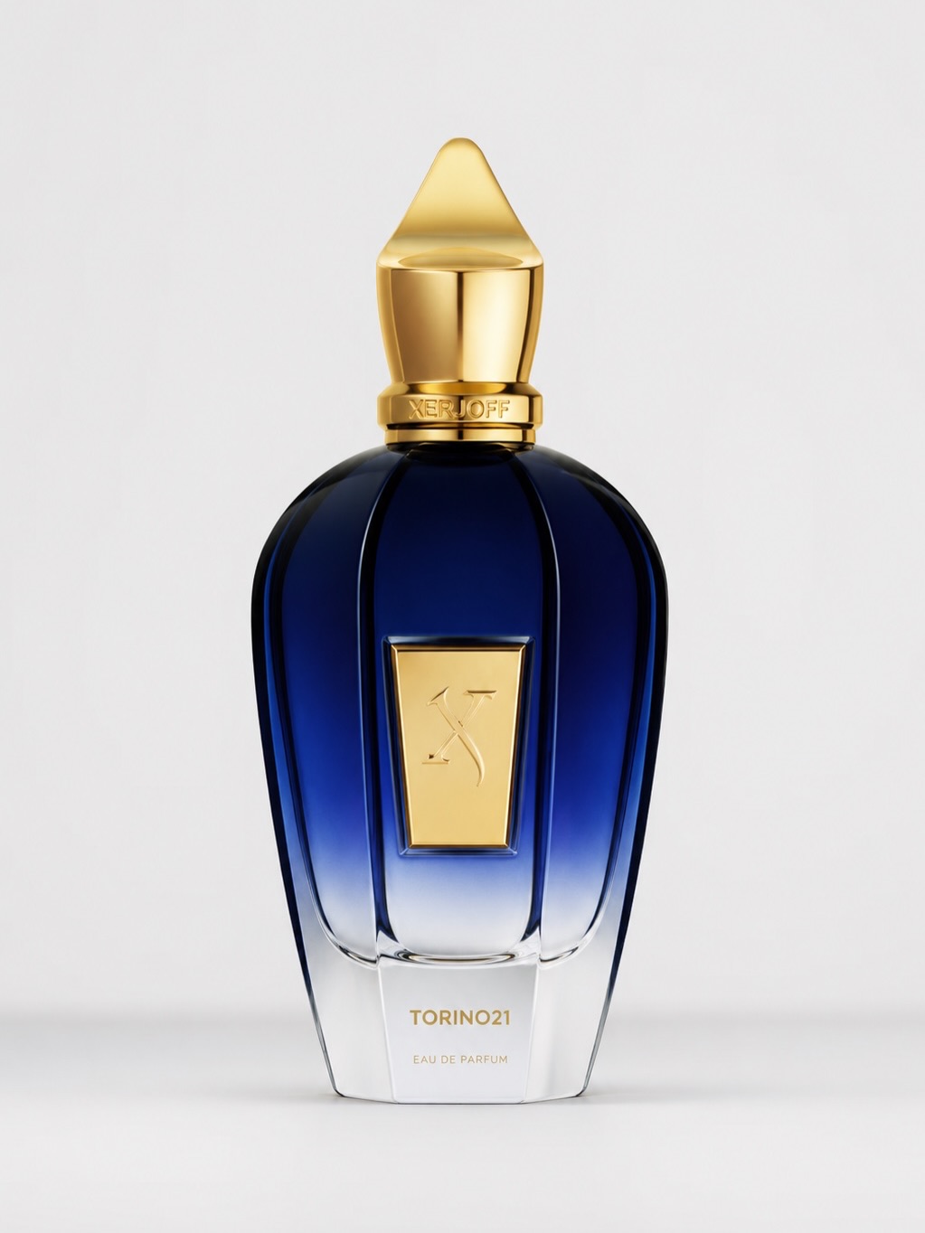 Ambar de Luna: professional product photography