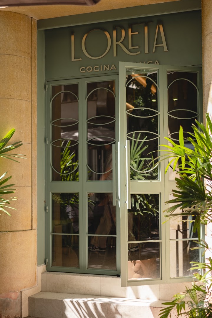 Loreta Cocina Franca: professional storefront photo
