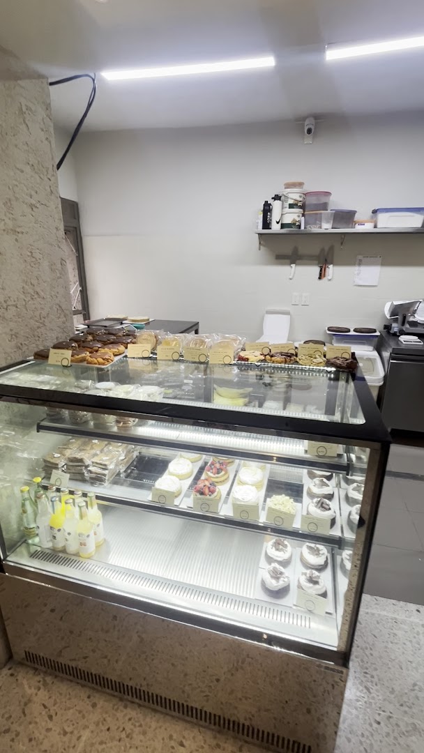 Alegra: clear display of food products