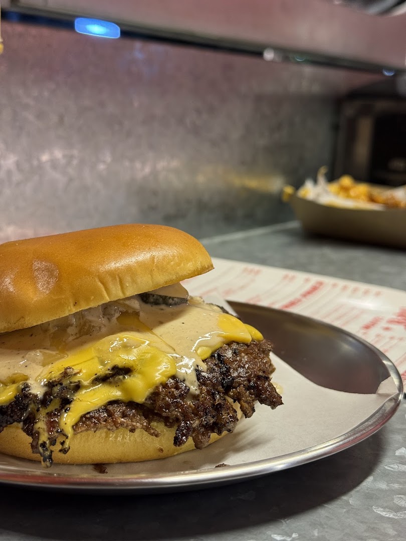 Burger Gang: appetizing, high-quality food photography