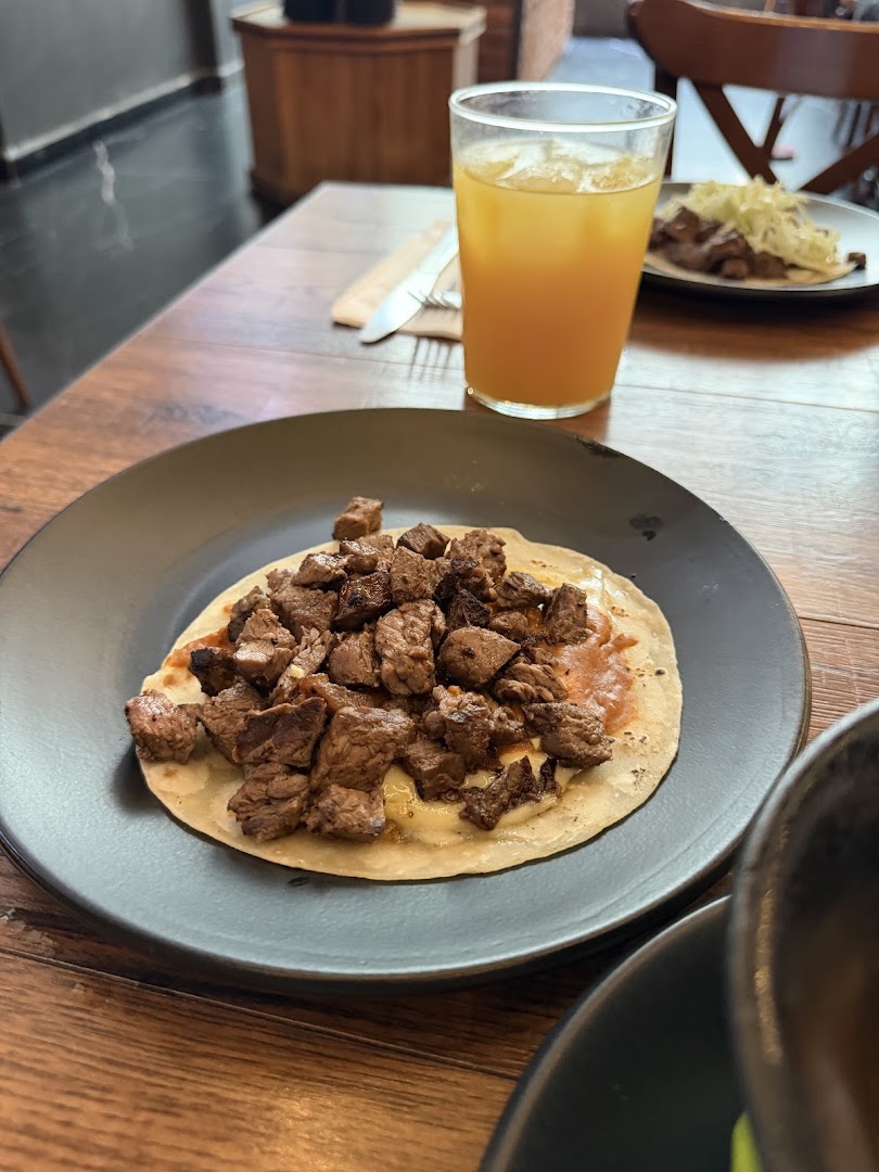Tacos de Armando: appetizing photo of restaurant food