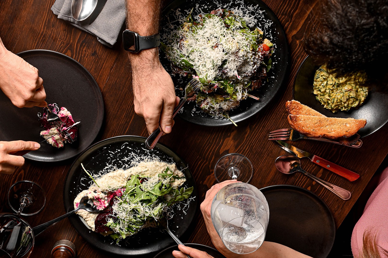Brutal Kitchen Bar: high quality professional food photography