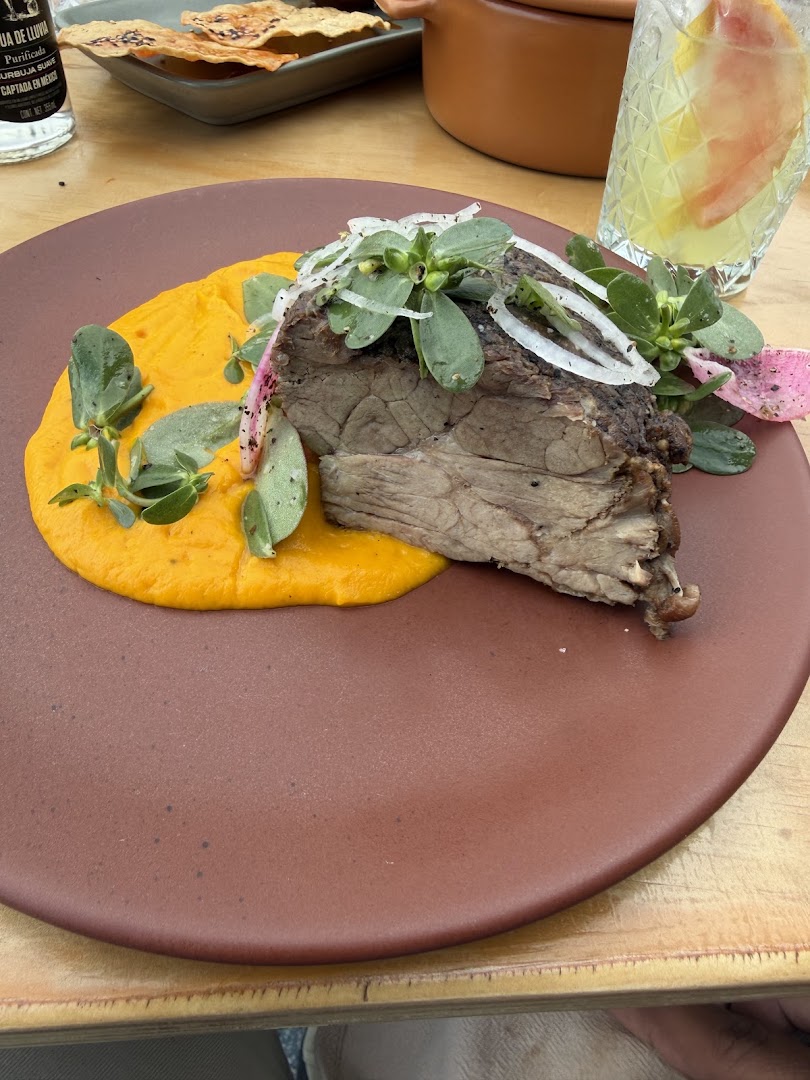 Altar: appetizing, high-quality food photography