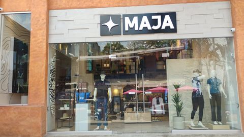 Maja: clear storefront photo of shop