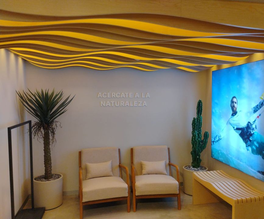 Maja: attractive interior shop design