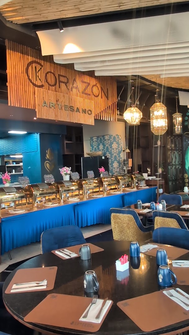 Corazón Artesano: clear, inviting interior atmosphere