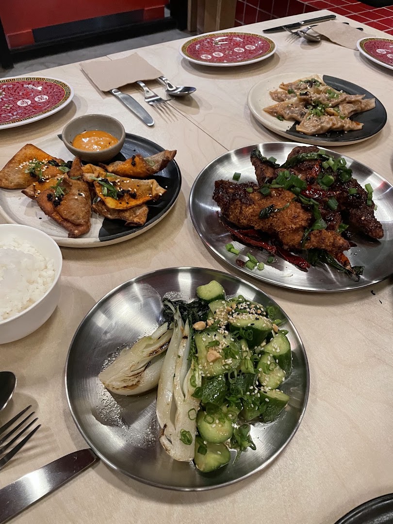 Tiger TKO: appetizing food spread, clear quality