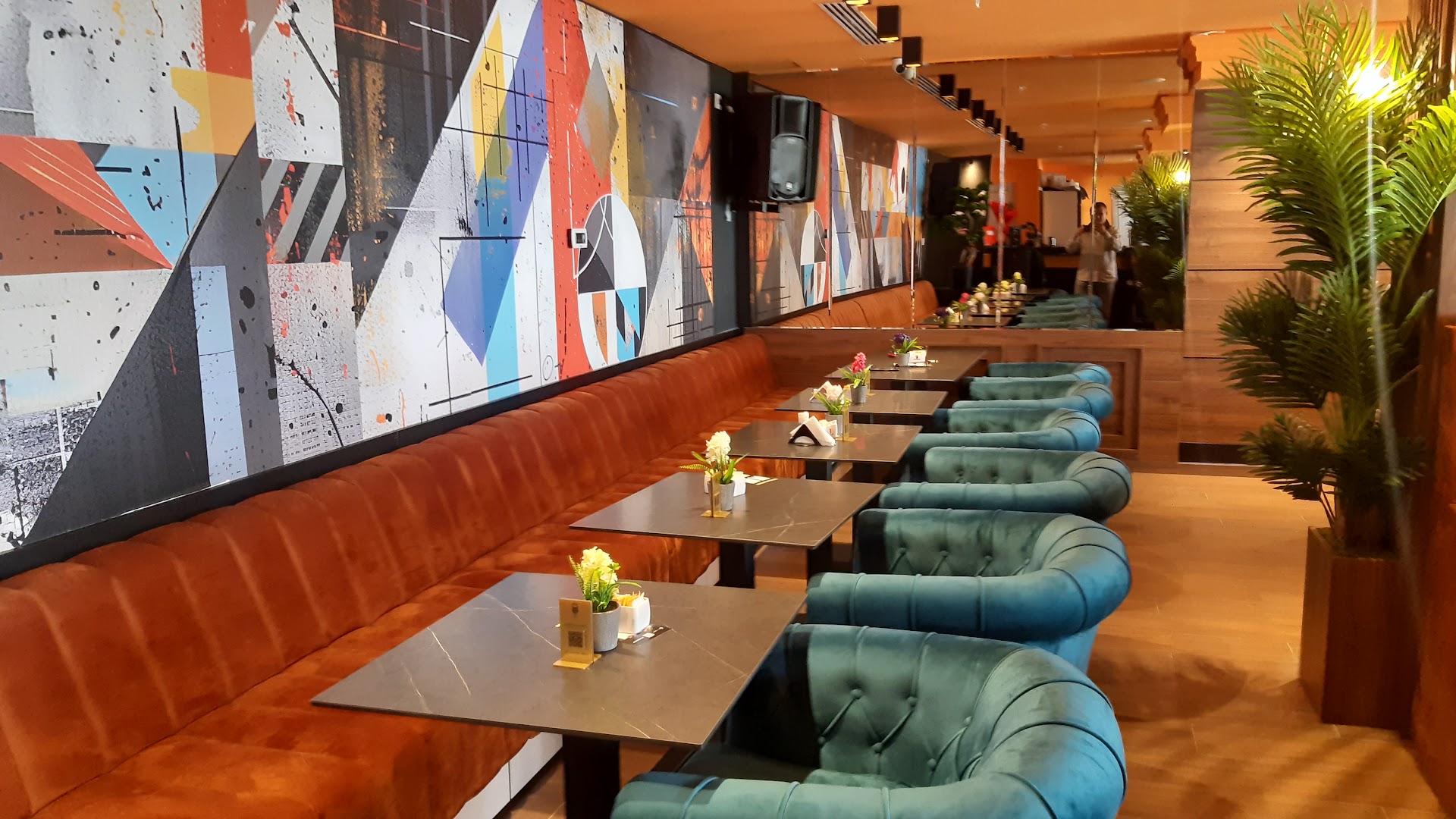 Bistro Bar Vuk: clear, professional interior shot