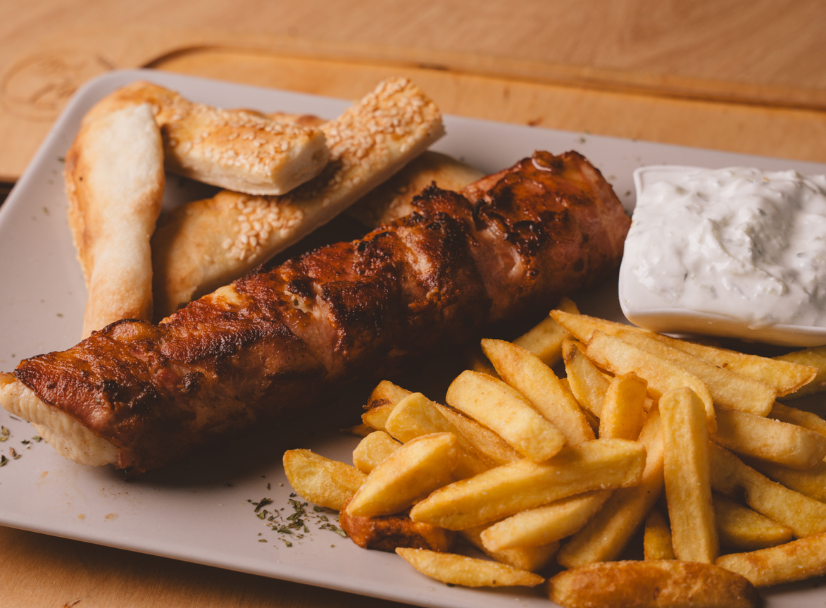 Bread i pita: appetizing, high-quality food photography