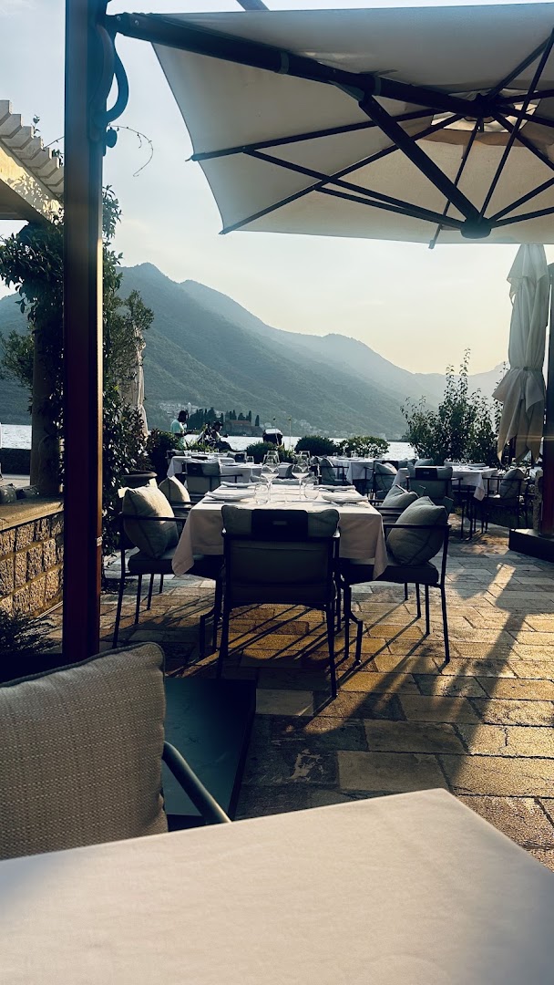 Eho Restaurant Perast: beautiful restaurant terrace with view