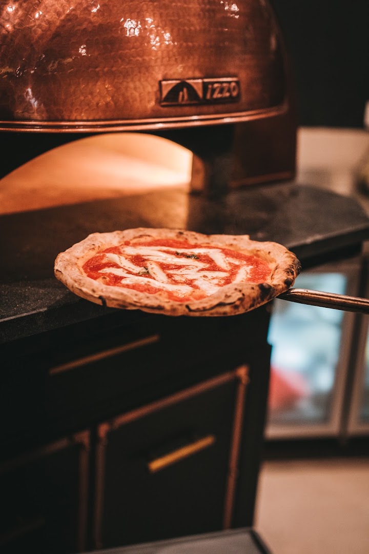 NOA Pizzeria & Caffe: high quality appetizing food photo