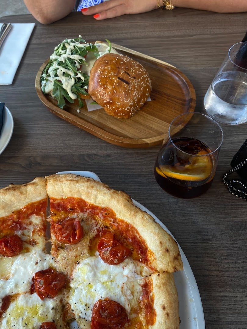 Jamie's Italian Montenegro: appetizing food photography