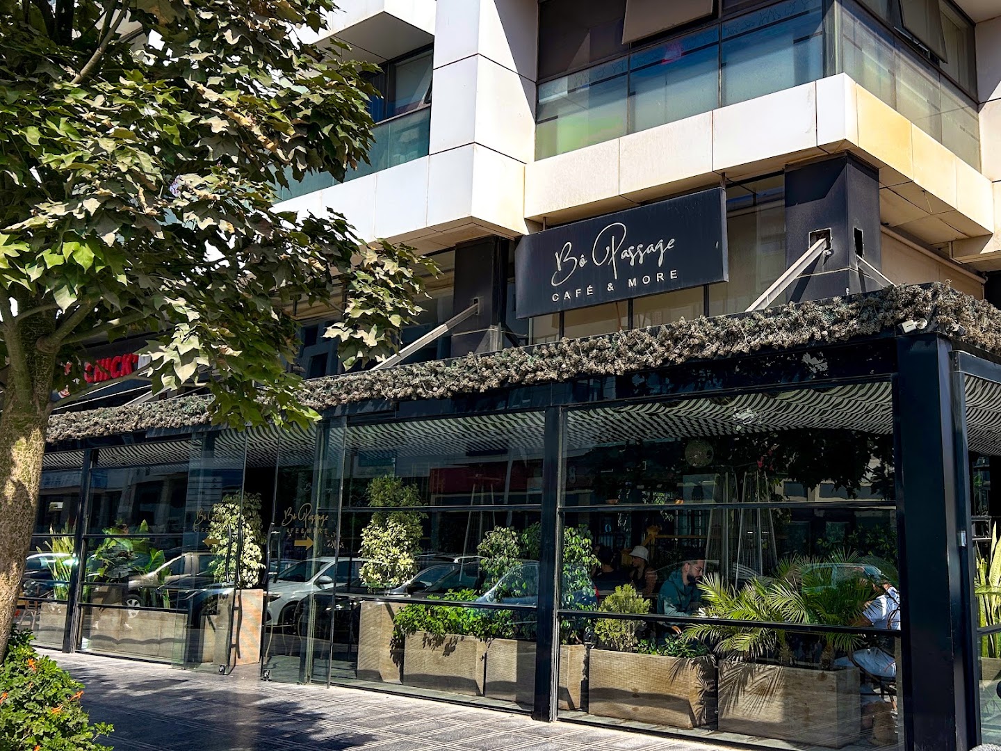 Bô Passage: clear exterior shot of venue