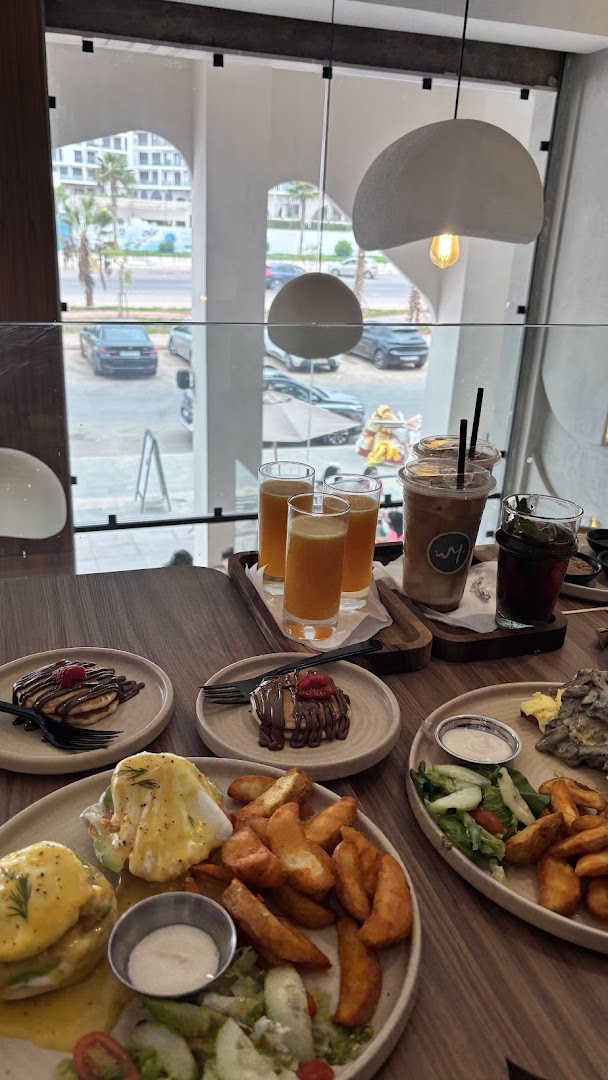By The Way: appetizing food and drink display