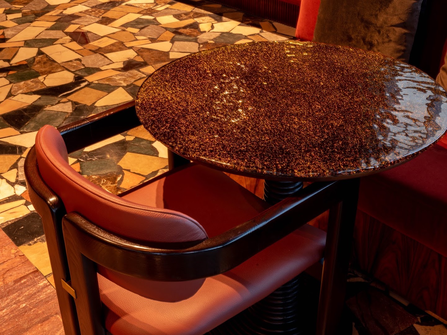 AI-KU: high quality interior atmosphere shot