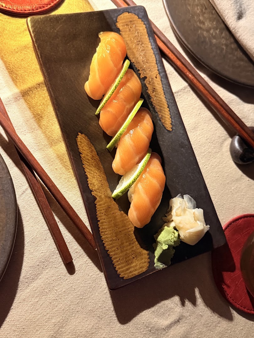 AI-KU: high quality appetizing food photo