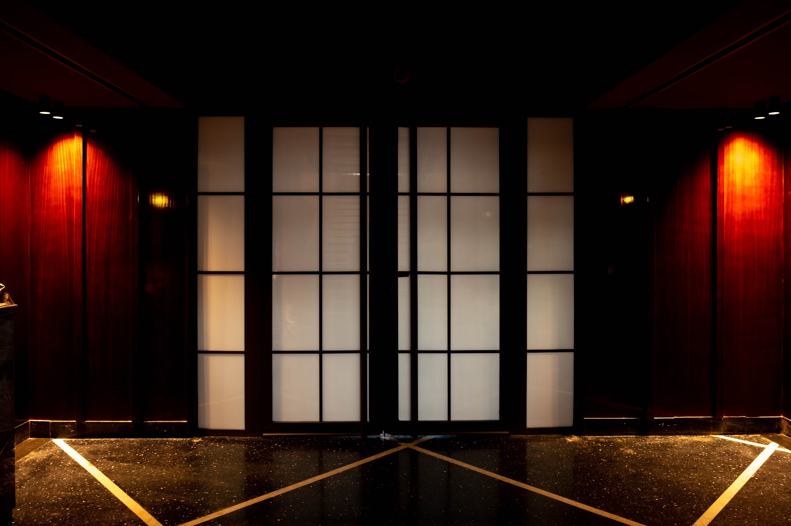 AI-KU: professional interior atmosphere shot