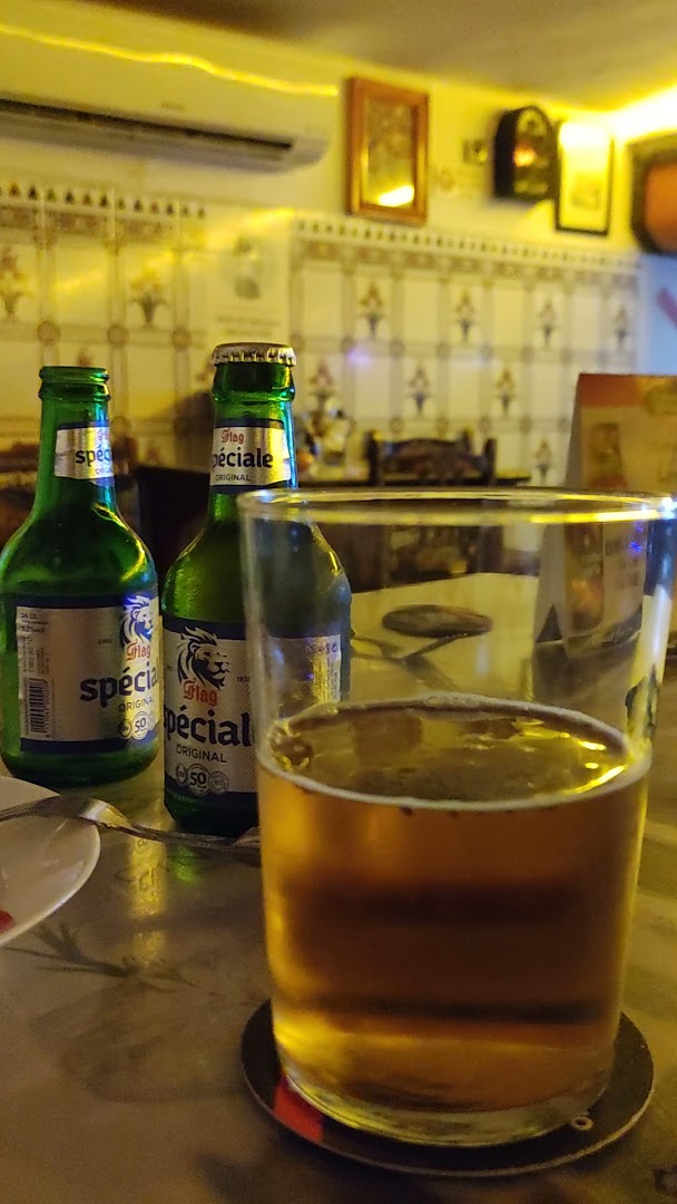 Bar Oum Rabie: clear shot of bar drinks