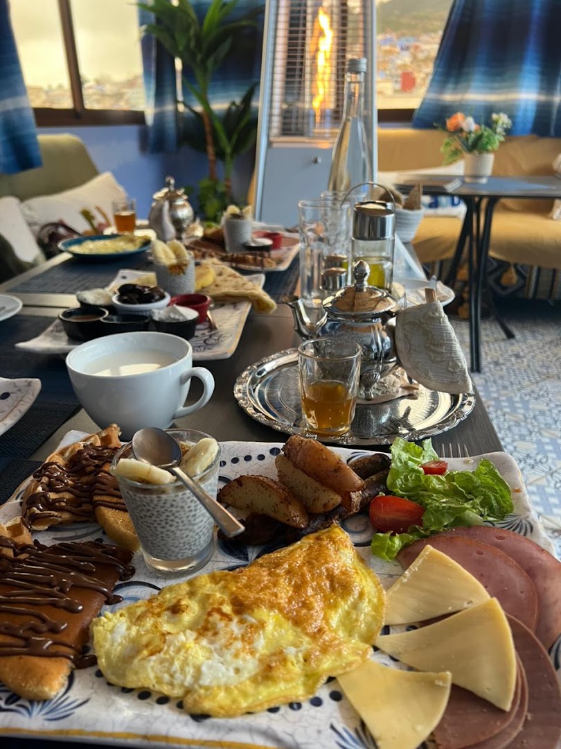 Blue Escape Rooftop Café & Restaurant: appetizing breakfast spread, clear quality