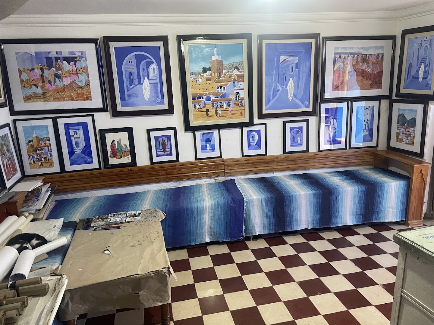 Gallery of Mohsin El Ouragli: gallery interior and artwork