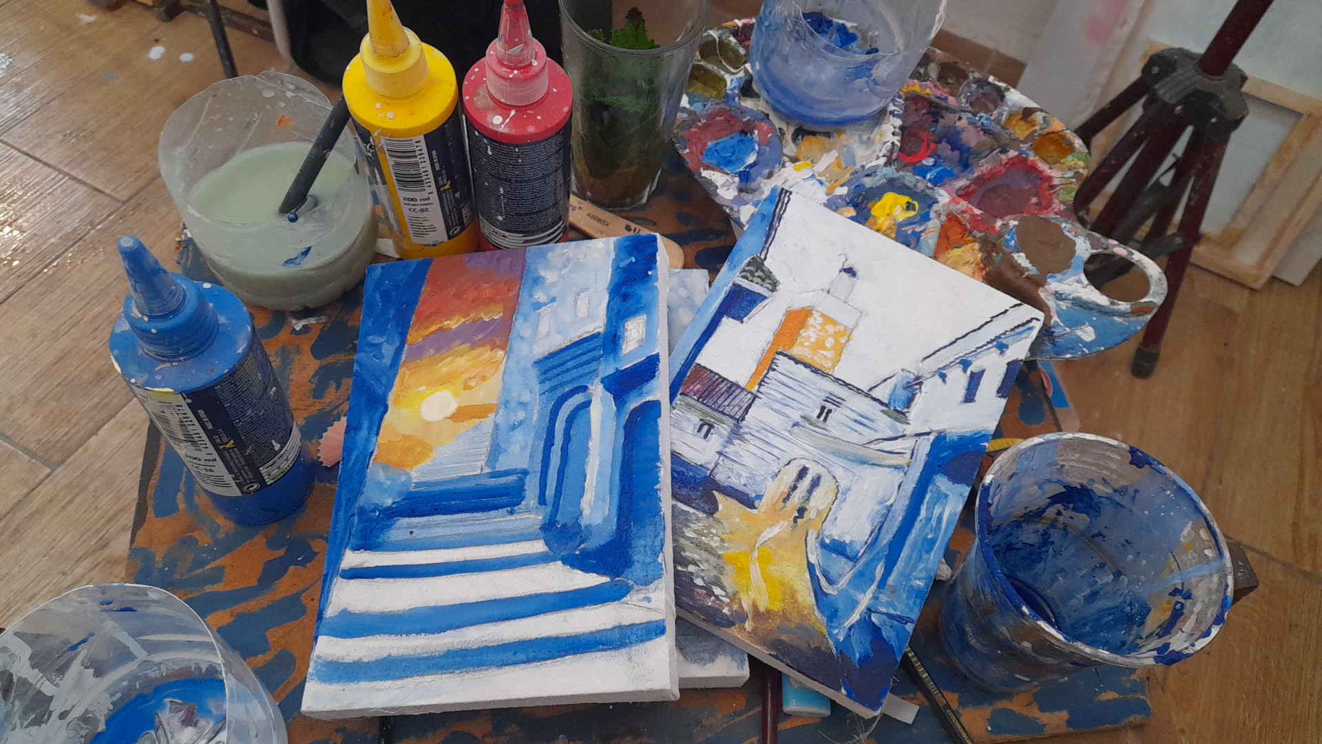 Maya Art Gallery: artistic process and work