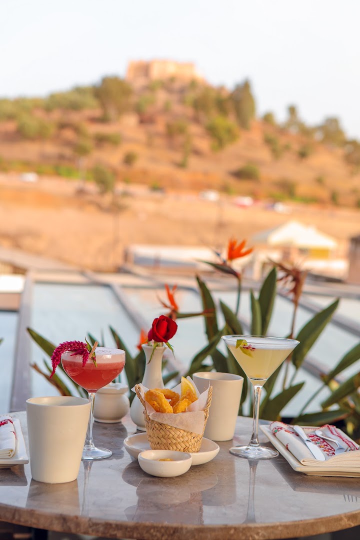 Sama Rooftop: appealing drinks and scenic view