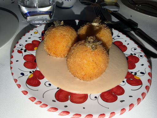 Dai: appetizing, clear photo of food