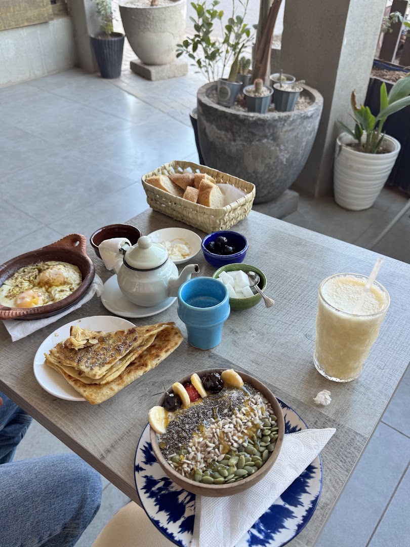 Anwal Coffee Kitchen: appetizing breakfast spread, clear photo