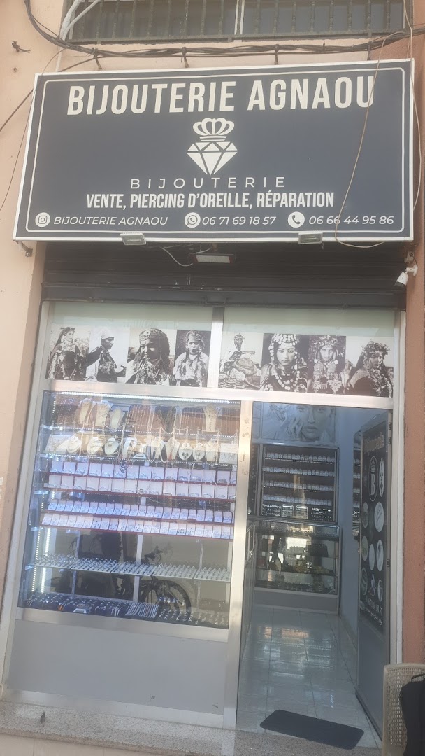 Bijouterie Agnaou: clear storefront showing shop identity