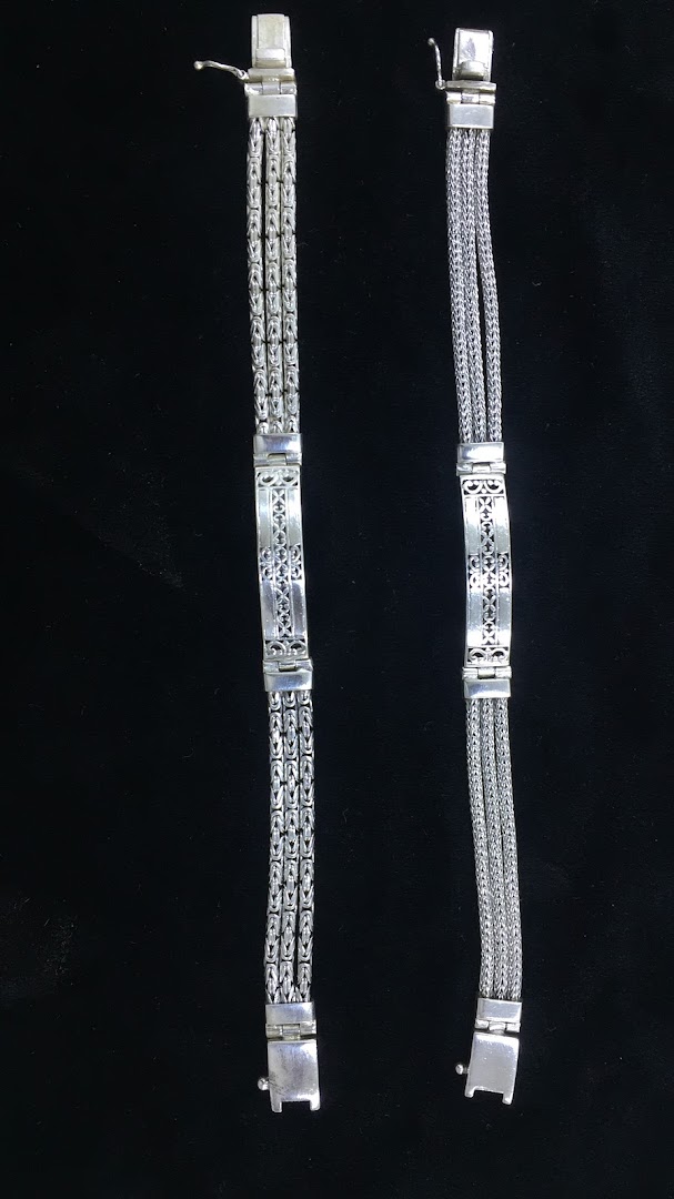 Bijouterie Agnaou: clear product display of jewelry