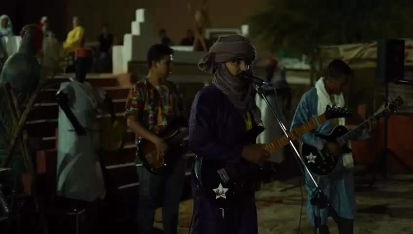Kasbah Tifoultoute: live musical performance atmosphere