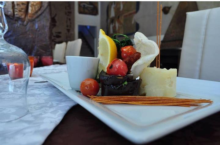 Restaurant Ovelix: appetizing, high-quality food presentation