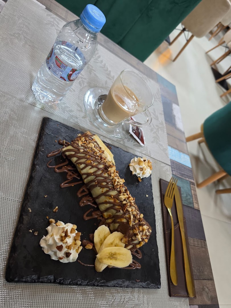 Amandine Café & Restaurant: appetizing food presentation and setting
