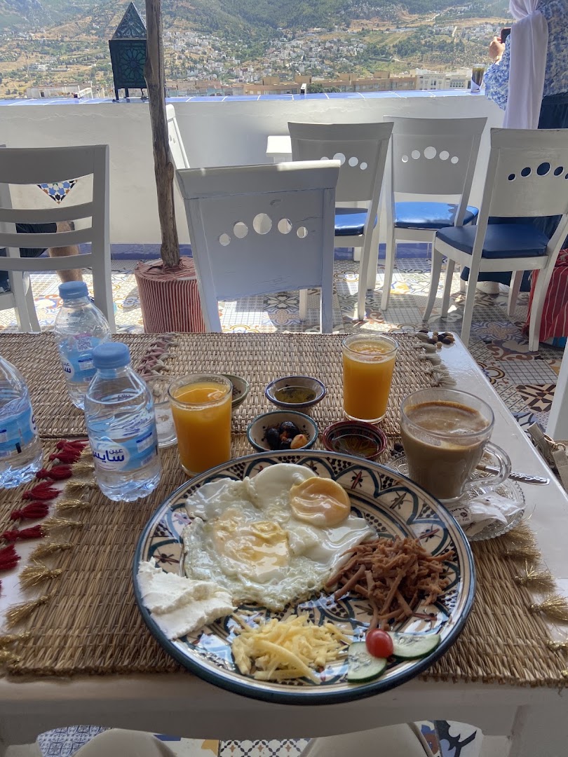 Borj El Hafa: appealing breakfast with scenic view