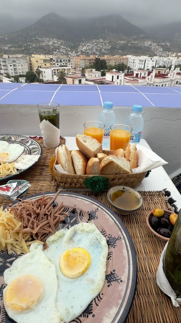 Borj El Hafa: appealing breakfast with scenic view