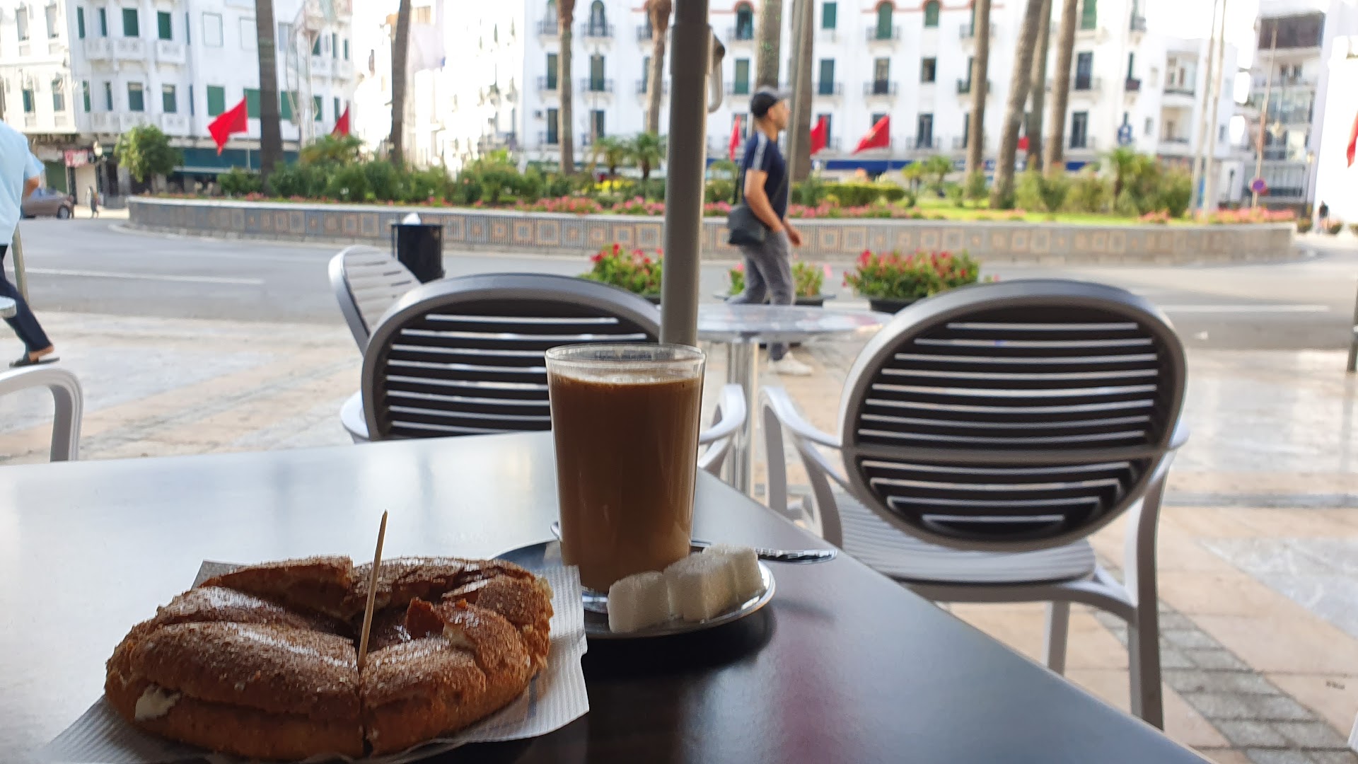 Café Central: appealing shot of cafe breakfast