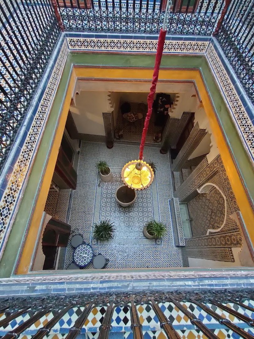 Dar La Médina Tetawen: beautiful shot of restaurant interior
