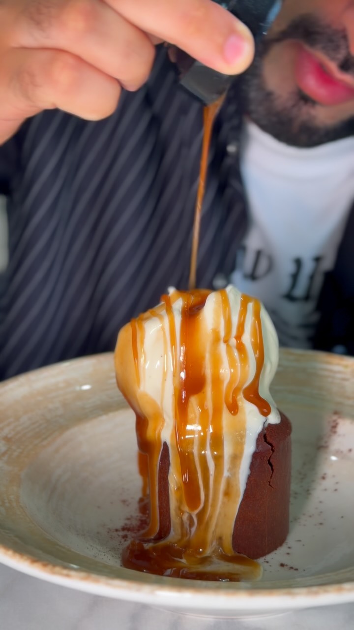 El Faleh Pastry: appetizing food presentation and quality