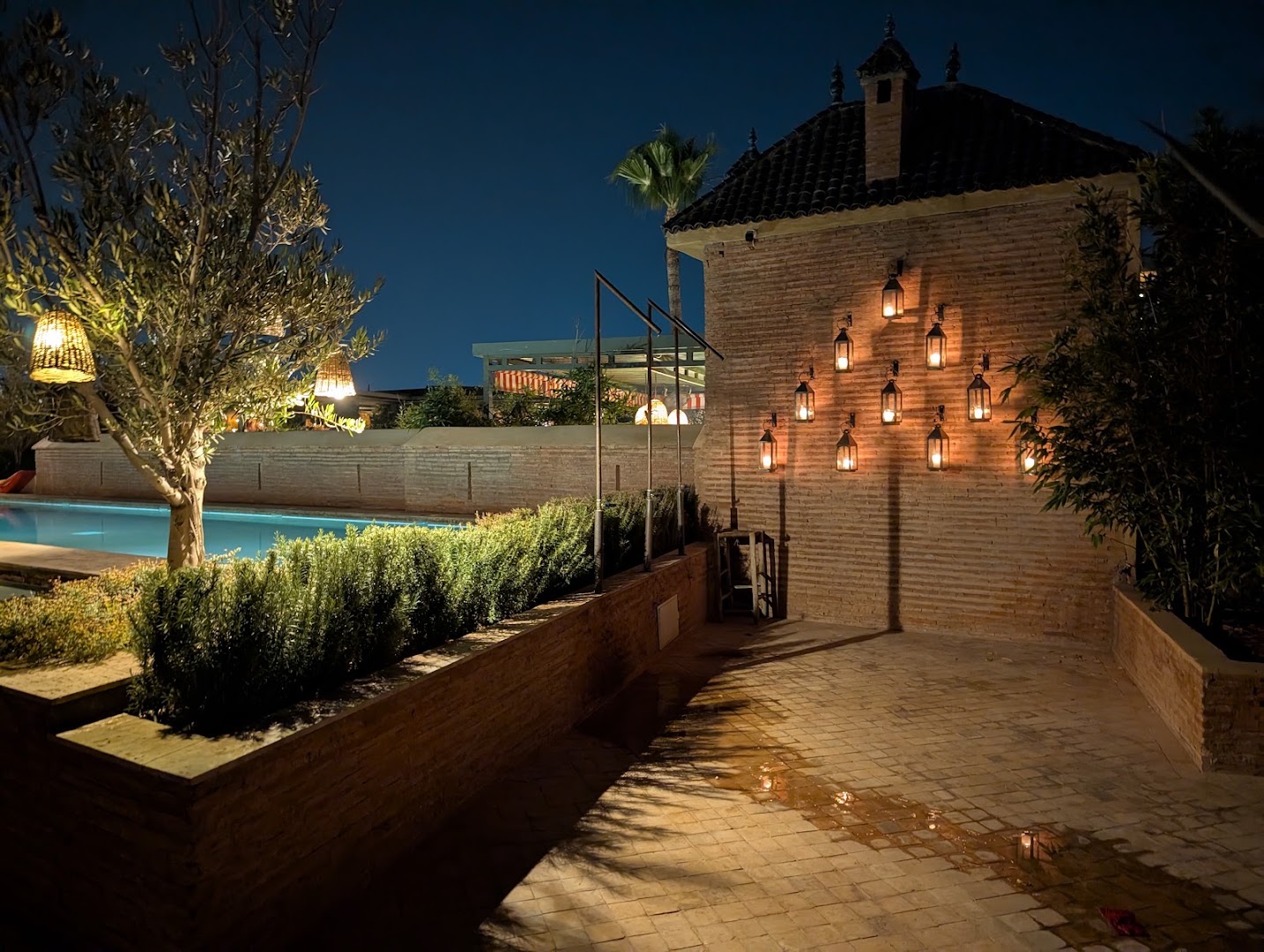 Galerie El Fenn: beautiful atmospheric venue shot