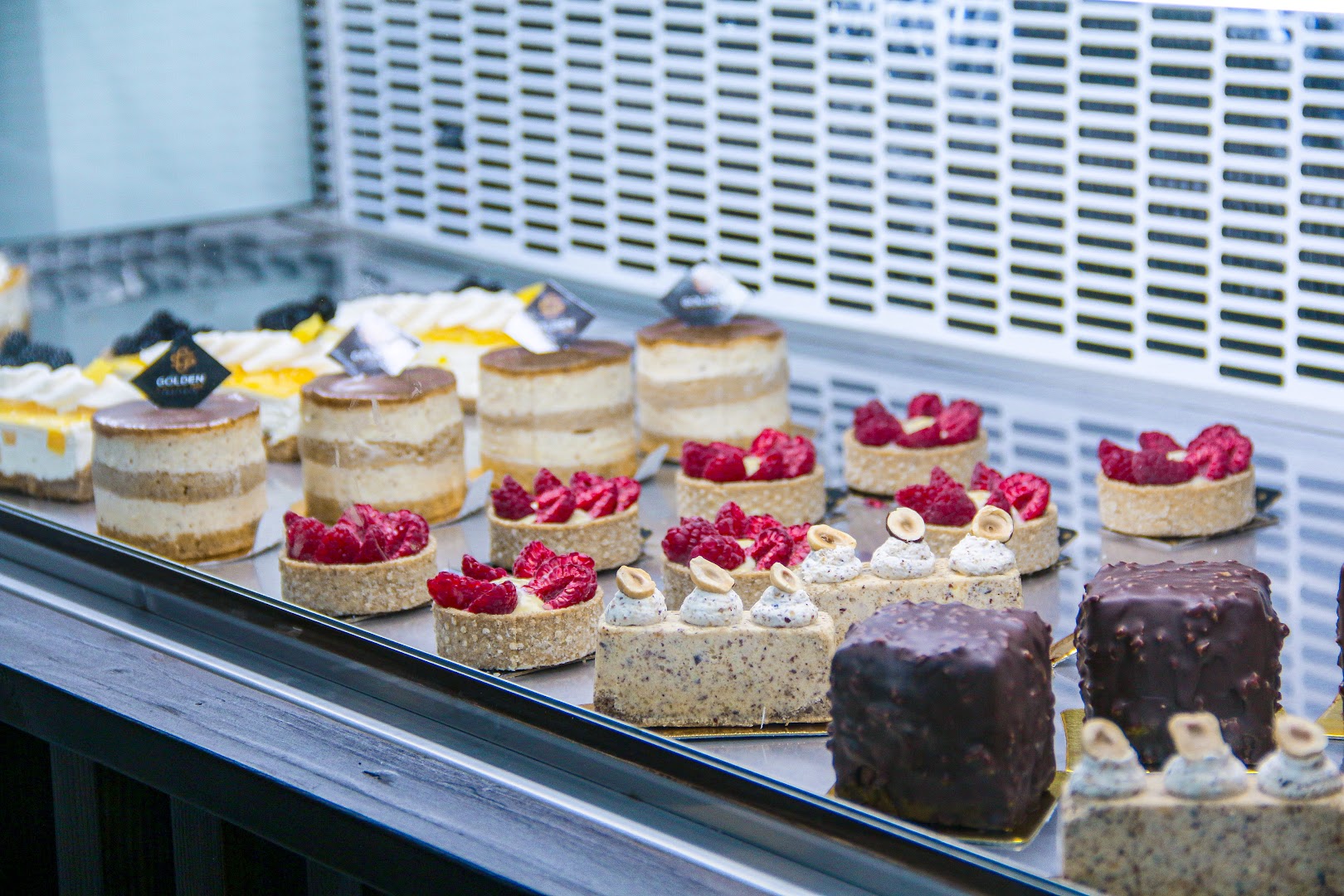 Golden Sweet: appetizing display of shop products