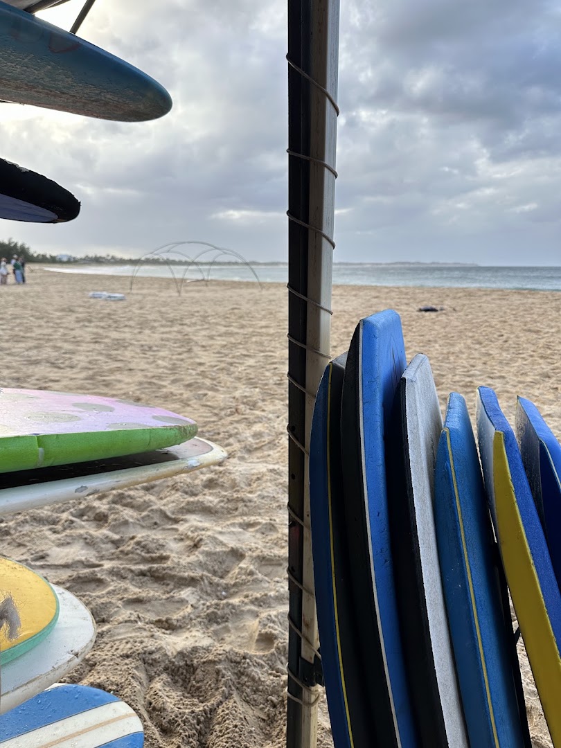 Wutsita Surf School: surfboards at the beach
