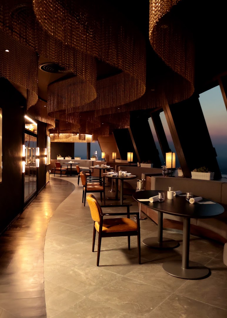 Echo Dining: high quality interior atmosphere shot